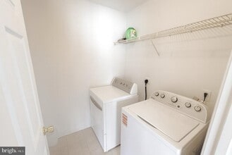 42802 Higgs Ln in Hollywood, MD - Building Photo - Building Photo