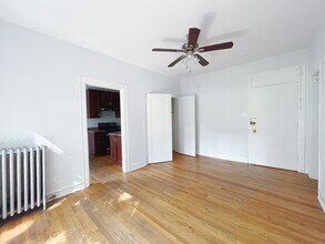 3449 N Elaine Pl in Chicago, IL - Building Photo - Building Photo