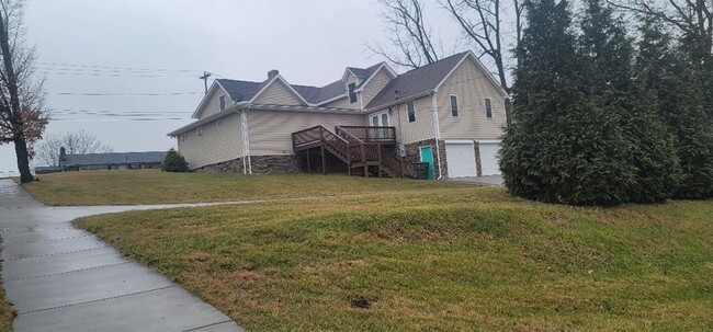 353 Bradley St SW in Abingdon, VA - Building Photo - Building Photo