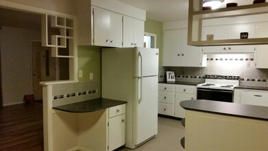 7802 W Westover Dr in Boise, ID - Building Photo - Building Photo