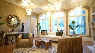 453 Londonberry Rd NW in Atlanta, GA - Building Photo - Building Photo