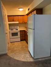 32 Woodglen Apartment, Unit C 33 in Arnold, MO - Building Photo - Building Photo