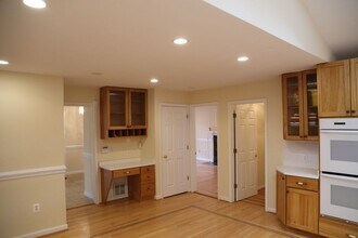 11417 Beechgrove Ln in Potomac, MD - Building Photo - Building Photo