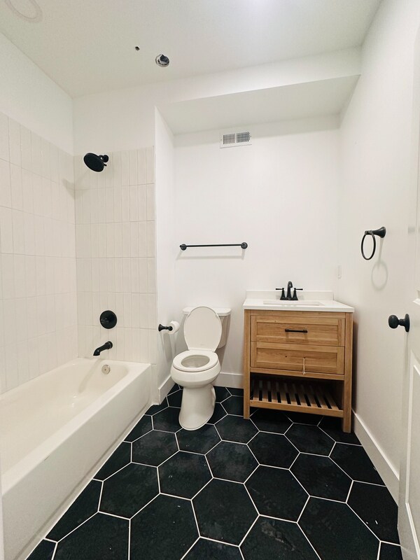 111 E Duval St Philadelphia, PA Rental Homes and Apartments for Rent