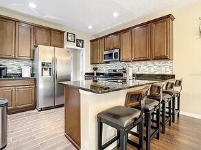 108 Tammie Sue Ln in DeLand, FL - Foto de edificio - Building Photo