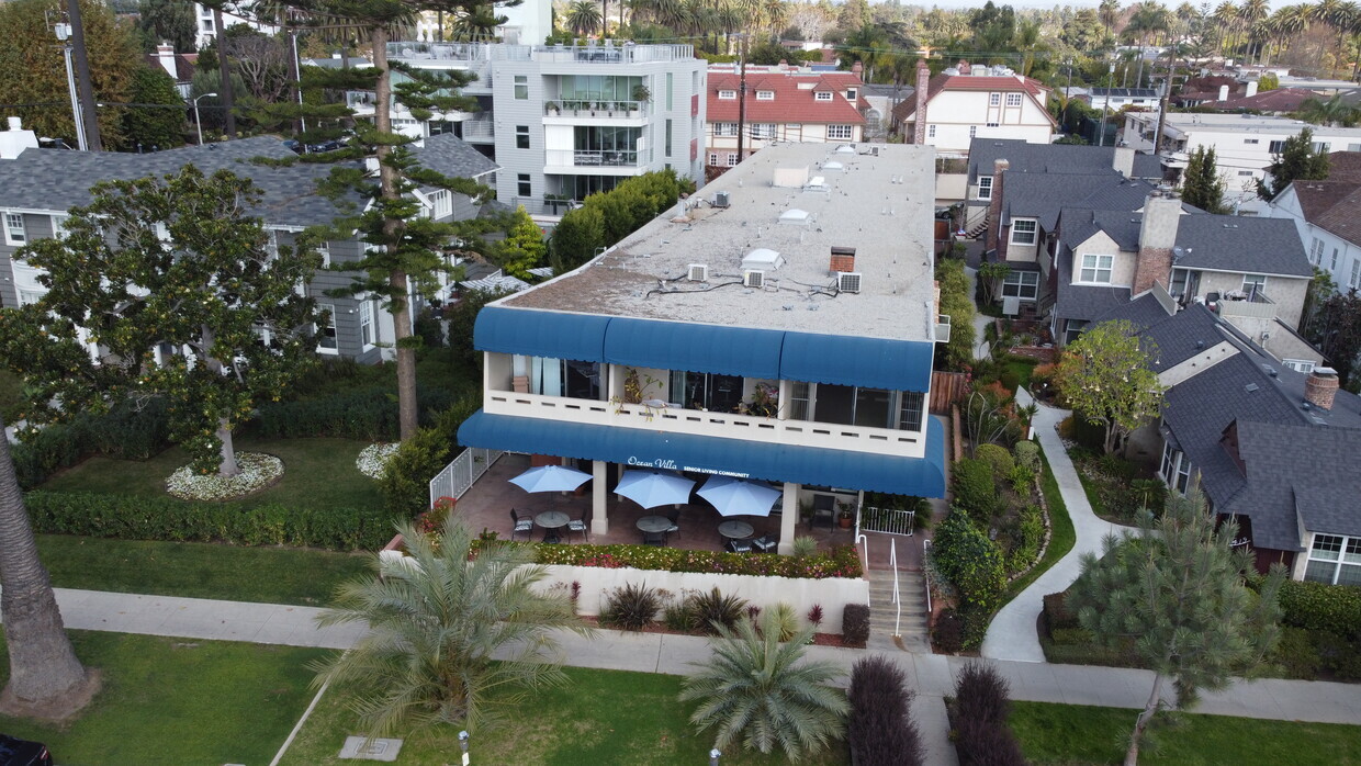 413 Ocean Ave in Santa Monica, CA - Building Photo