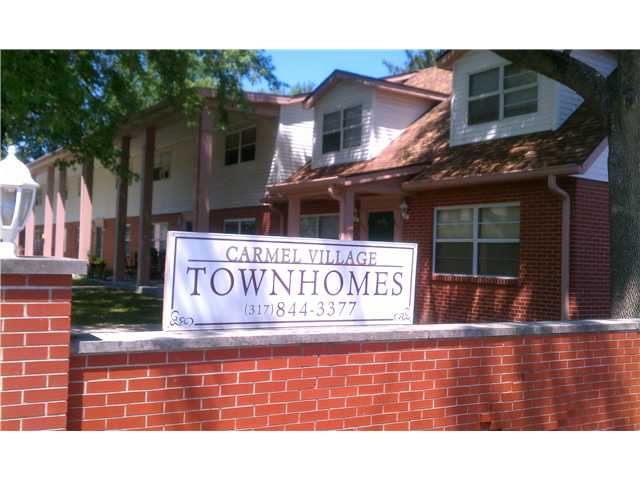 Carmel Village in Indianapolis, IN - Foto de edificio - Building Photo