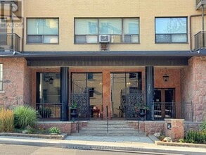 740 Eglinton Ave W in Toronto, ON - Building Photo - Building Photo