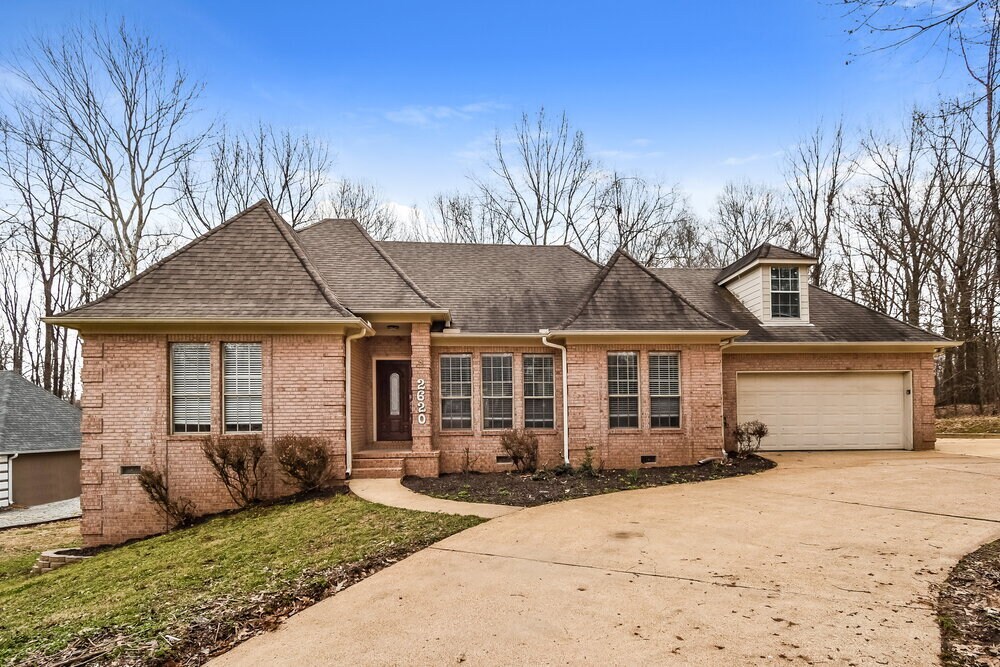 2620 Elm Creek Rd in Nesbit, MS - Foto de edificio