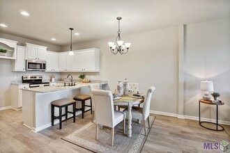 2948 S Roth Ave in Gonzales, LA - Building Photo - Building Photo