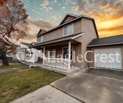 1914SUNSET, Unit 1914SUN-A in Walla Walla, WA - Building Photo