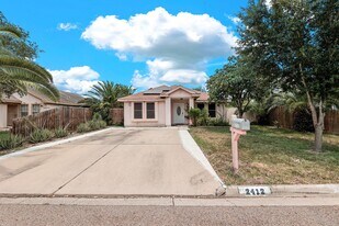 2412 N 34th St in McAllen, TX - Building Photo