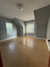 337 Riverside Dr in Johnson City, NY - Building Photo - Building Photo