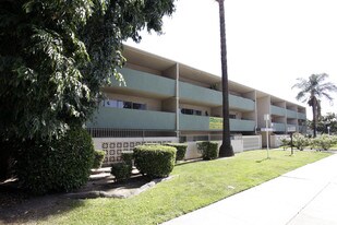 Badillo Apartments in West Covina, CA - Building Photo