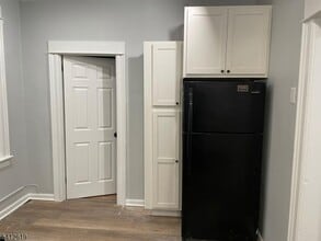 219 Liberty Ave in Jersey City, NJ - Foto de edificio - Building Photo