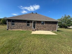 409 Birch St in Lafayette, TN - Building Photo - Building Photo