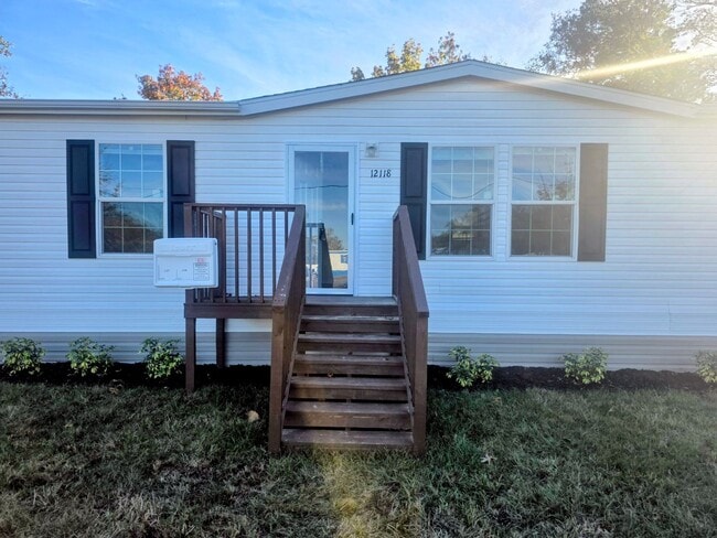 12118 Pitcairn St in Brooksville, FL - Building Photo - Building Photo