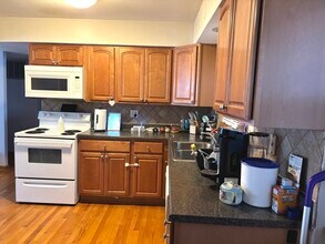 8610 W Summerdale Ave in Chicago, IL - Building Photo - Building Photo