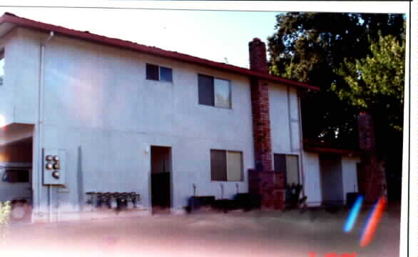 5563 Keoncrest Cor in Sacramento, CA - Foto de edificio - Building Photo