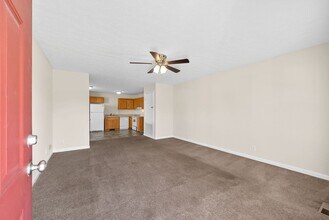 105 Solid Rock Ct in Clarksville, TN - Building Photo - Building Photo