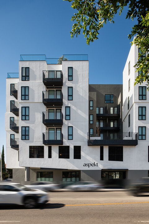 aspekt in Los Angeles, CA - Building Photo