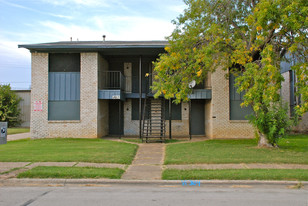 2913 Tudor Ln Apartments