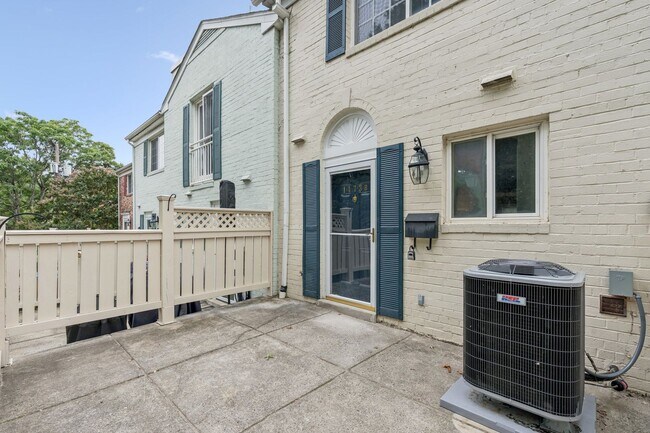 1473-B Metro Rd in Alexandria, VA - Building Photo - Building Photo