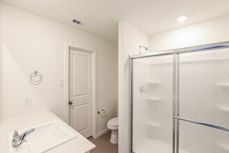 10811 Bird Of Paradise Ln in Houston, TX - Building Photo - Building Photo