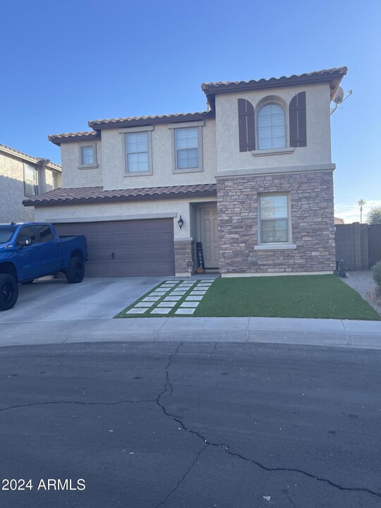 6459 S Goldfinch Dr in Gilbert, AZ - Foto de edificio