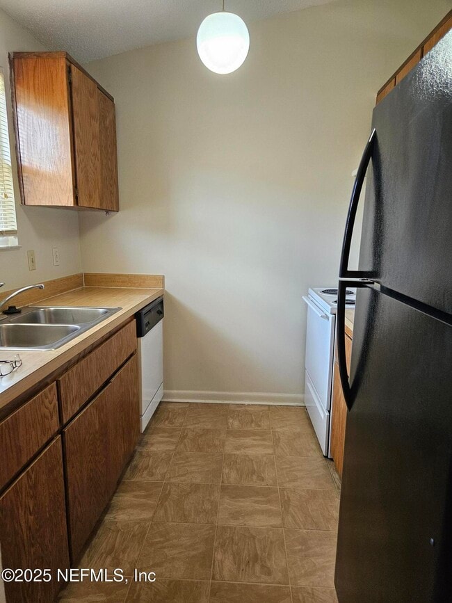 1456 Gifford Ave in Orange Park, FL - Building Photo - Building Photo
