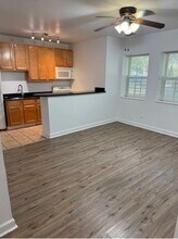 2321 N Oak Park Ave in Chicago, IL - Building Photo - Building Photo