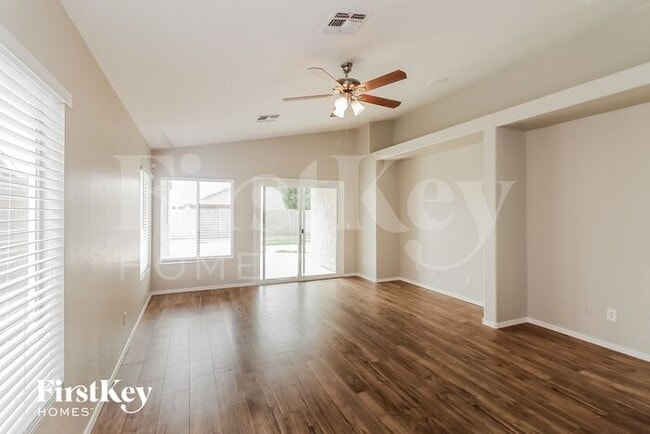15357 W Port Royale Ln in Surprise, AZ - Building Photo - Building Photo