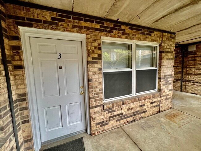 130 Douglas Ave-Unit -2 in Naperville, IL - Building Photo - Building Photo