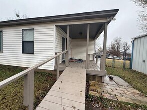 1940 Ives Way Ln in Choctaw, OK - Foto de edificio - Building Photo