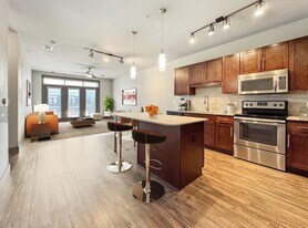 2910 Milam St in Houston, TX - Building Photo