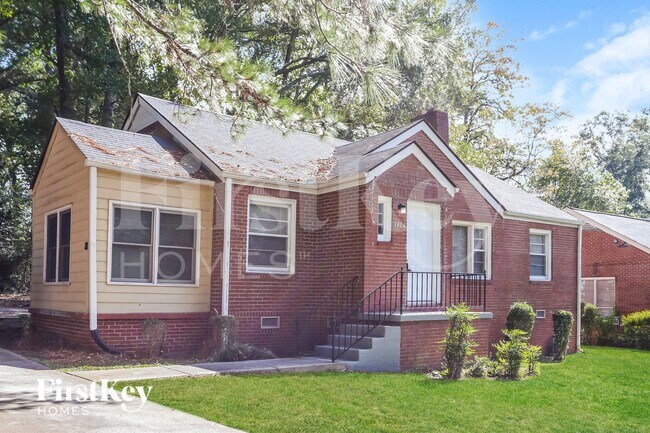 1924 Shirley St SW in Atlanta, GA - Building Photo - Building Photo