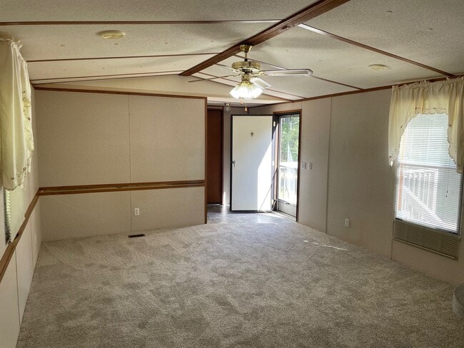 5042 Oak Grove Church Rd in Asheboro, NC - Building Photo - Building Photo