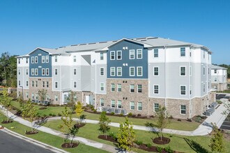 Starway Village in Wilmington, NC - Foto de edificio - Primary Photo