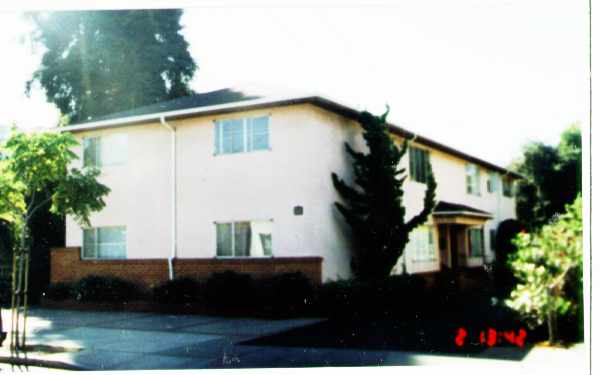 610 Santa Clara Ave in Alameda, CA - Building Photo - Building Photo