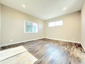 3258 Dundas St in Los Angeles, CA - Building Photo - Building Photo