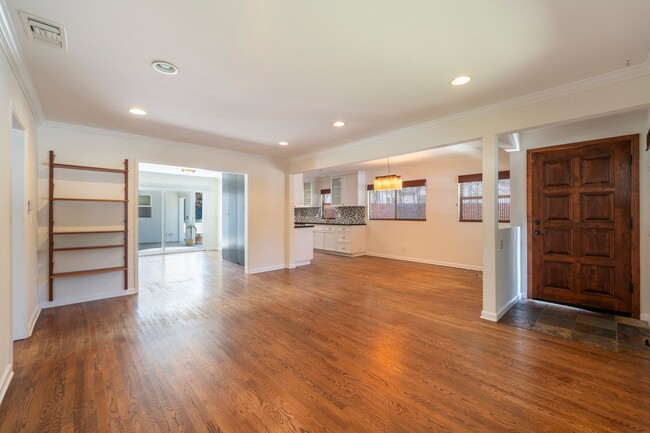 144 Cll De Andalucia in Redondo Beach, CA - Building Photo - Building Photo