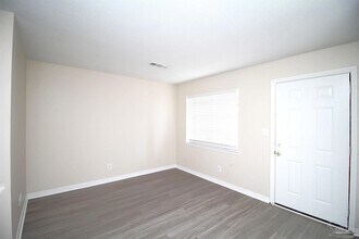 10151 Guidy Ln in Pensacola, FL - Building Photo - Building Photo