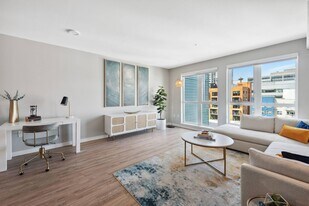 AMLI 535 in Seattle, WA - Building Photo