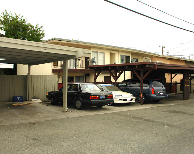 106-112 Westwood St in Vallejo, CA - Foto de edificio - Building Photo