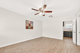 7257 Yoe St in Houston, TX - Building Photo - Building Photo