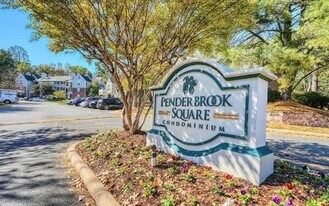 3922 Penderview Dr, Unit 305 in Fairfax, VA - Building Photo