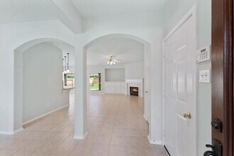 27 N Merryweather Cir in Conroe, TX - Building Photo - Building Photo