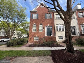 300 Garden View Square in Rockville, MD - Building Photo