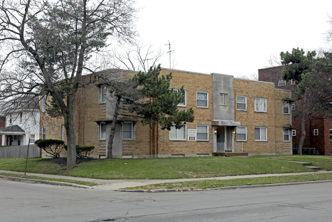 462 Forest Ave in Dayton, OH - Building Photo