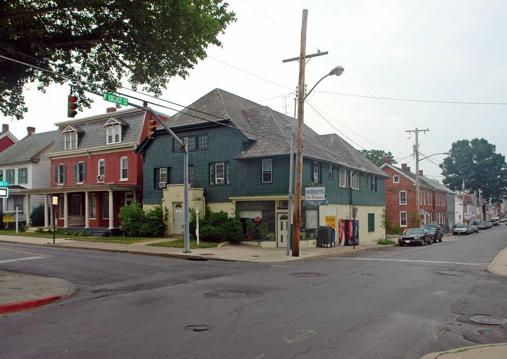 101-103 E North Ave in Hagerstown, MD - Building Photo